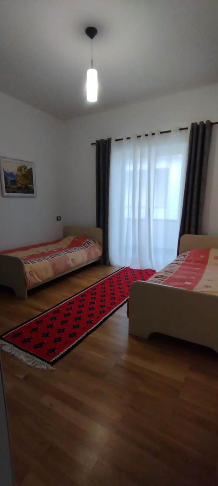 Turisalba Hotell Ishem Eksteriør bilde